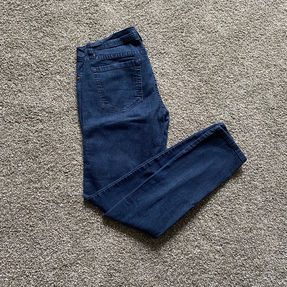 Forever 21 denim skinny jeans